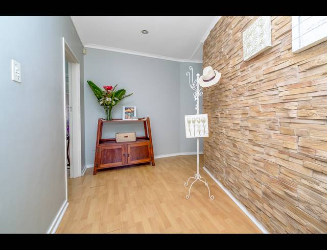 5 BEDROOM HOUSE FOR SALE IN ROBINDALE